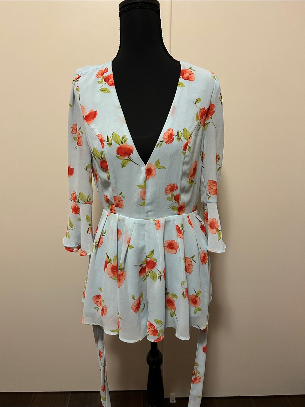 Forever 21 Baby Blue Floral Romper - S